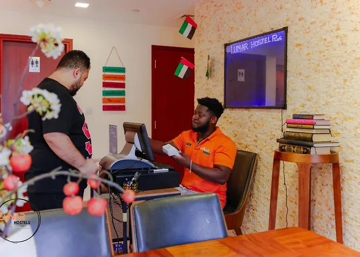 Lunar Hostel Plus Dubai
